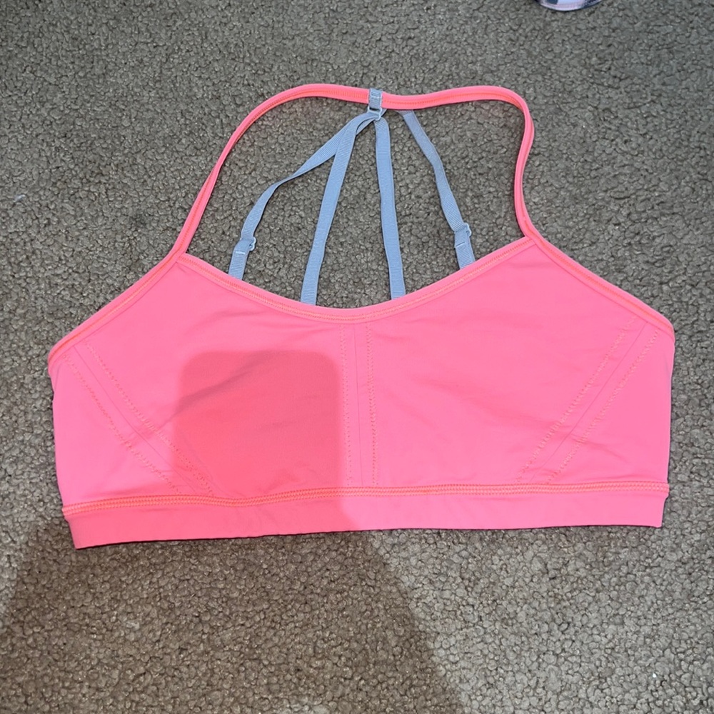 Lululemon sports bra